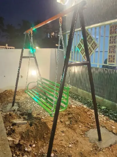 Family Swing - Swings manufactured by Roobanesh Enterprises